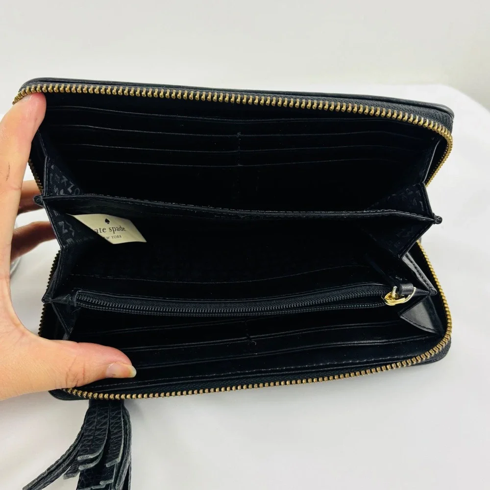 Kate Spade New York Chester Street Neda Black Pebbled‎ Leather Tassel Zip Wallet